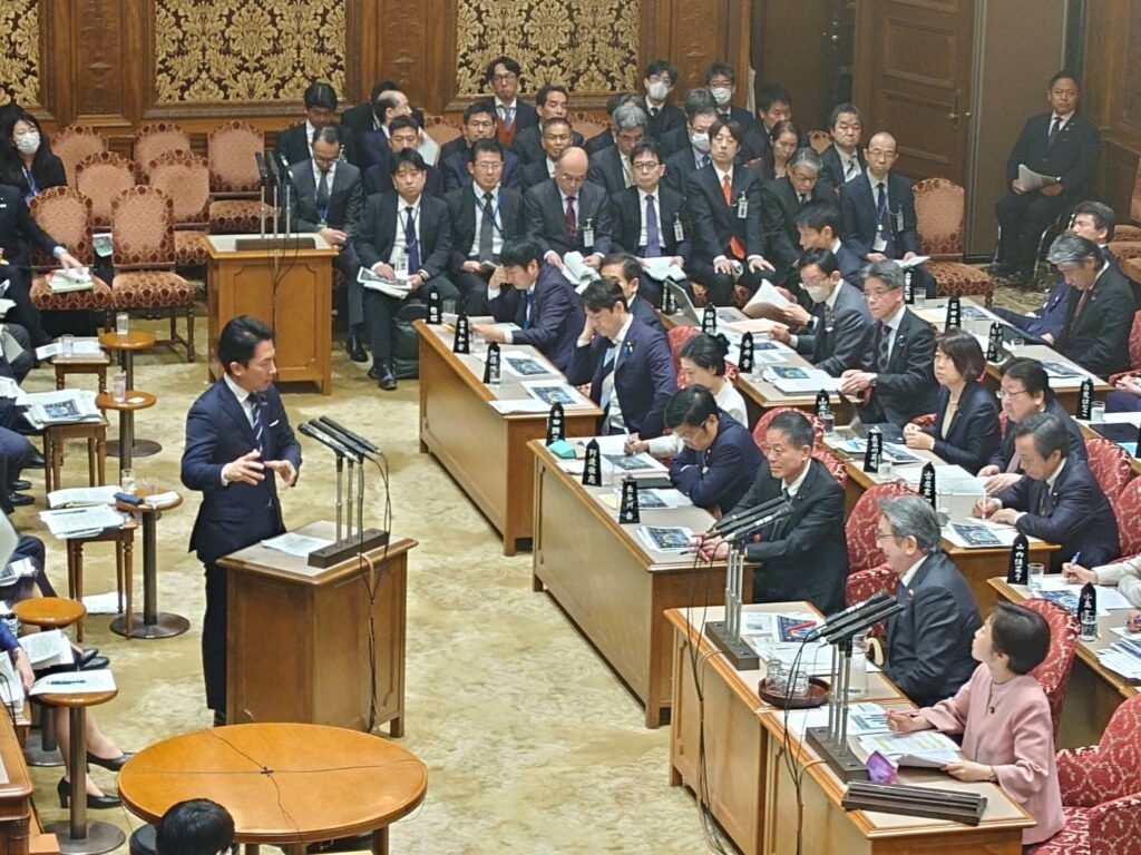 予算 委員 会